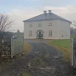 Room In Guest Room - Room 4, Williamstown, Ireland
